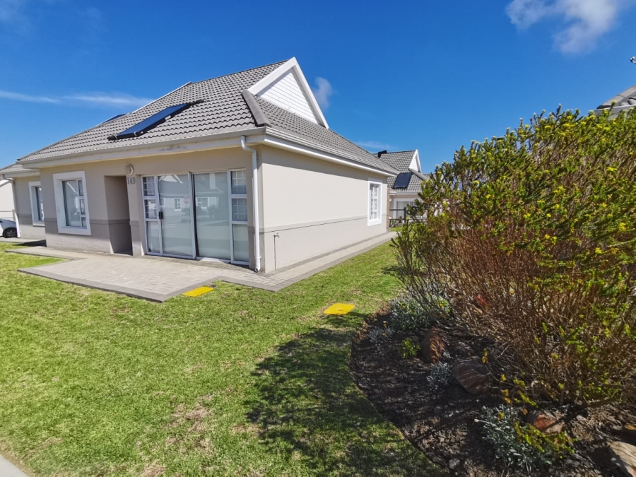 2 Bedroom Property for Sale in Heiderand Western Cape